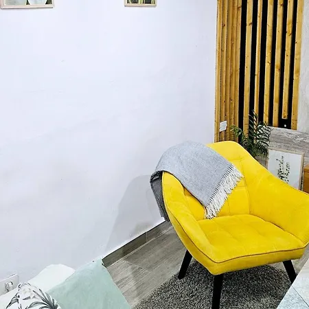 Chic La Caleta Apartment *